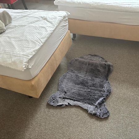 Default 1170 Hotel Виена Екстериор снимка