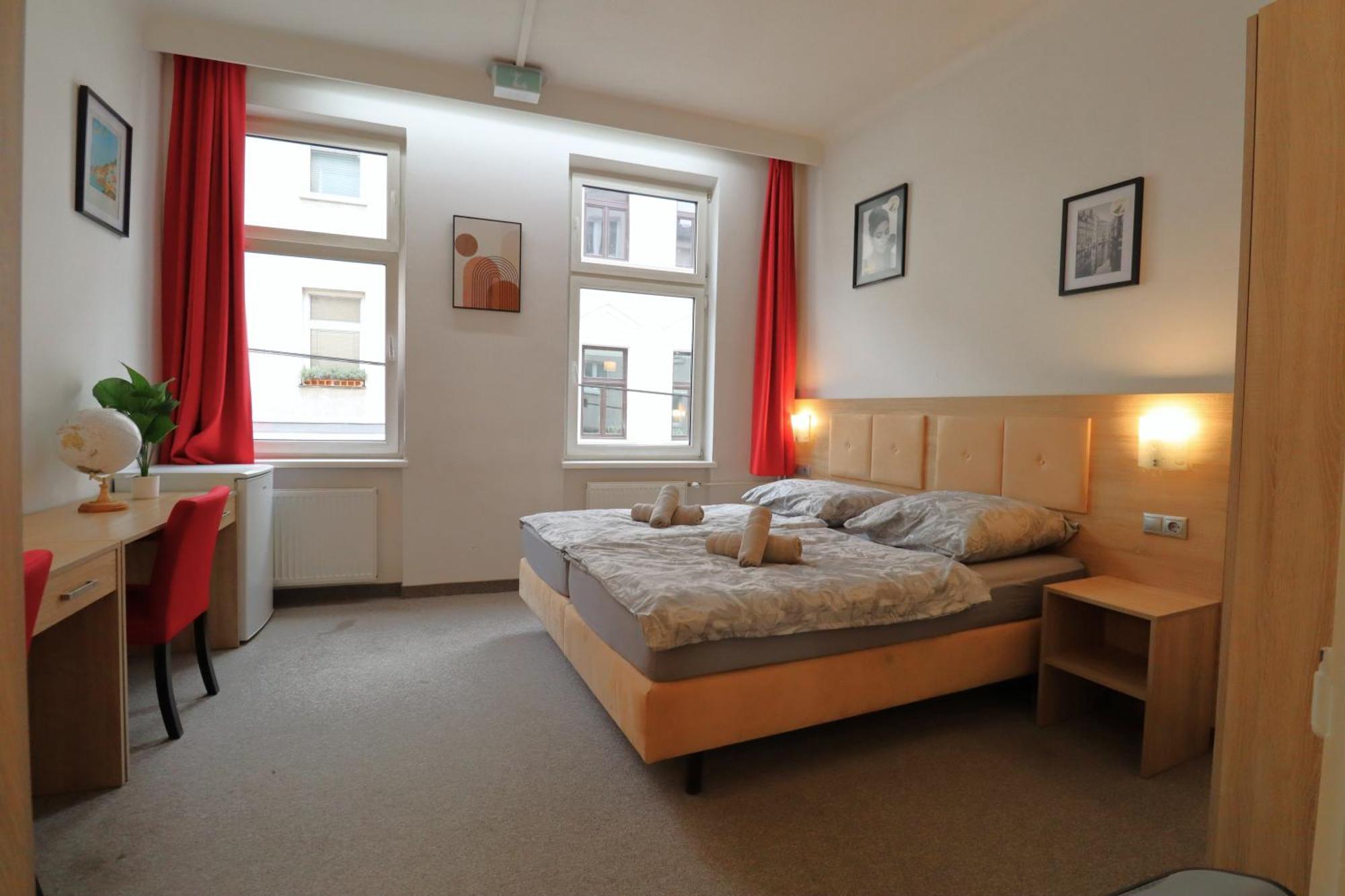 Default 1170 Hotel Виена Екстериор снимка