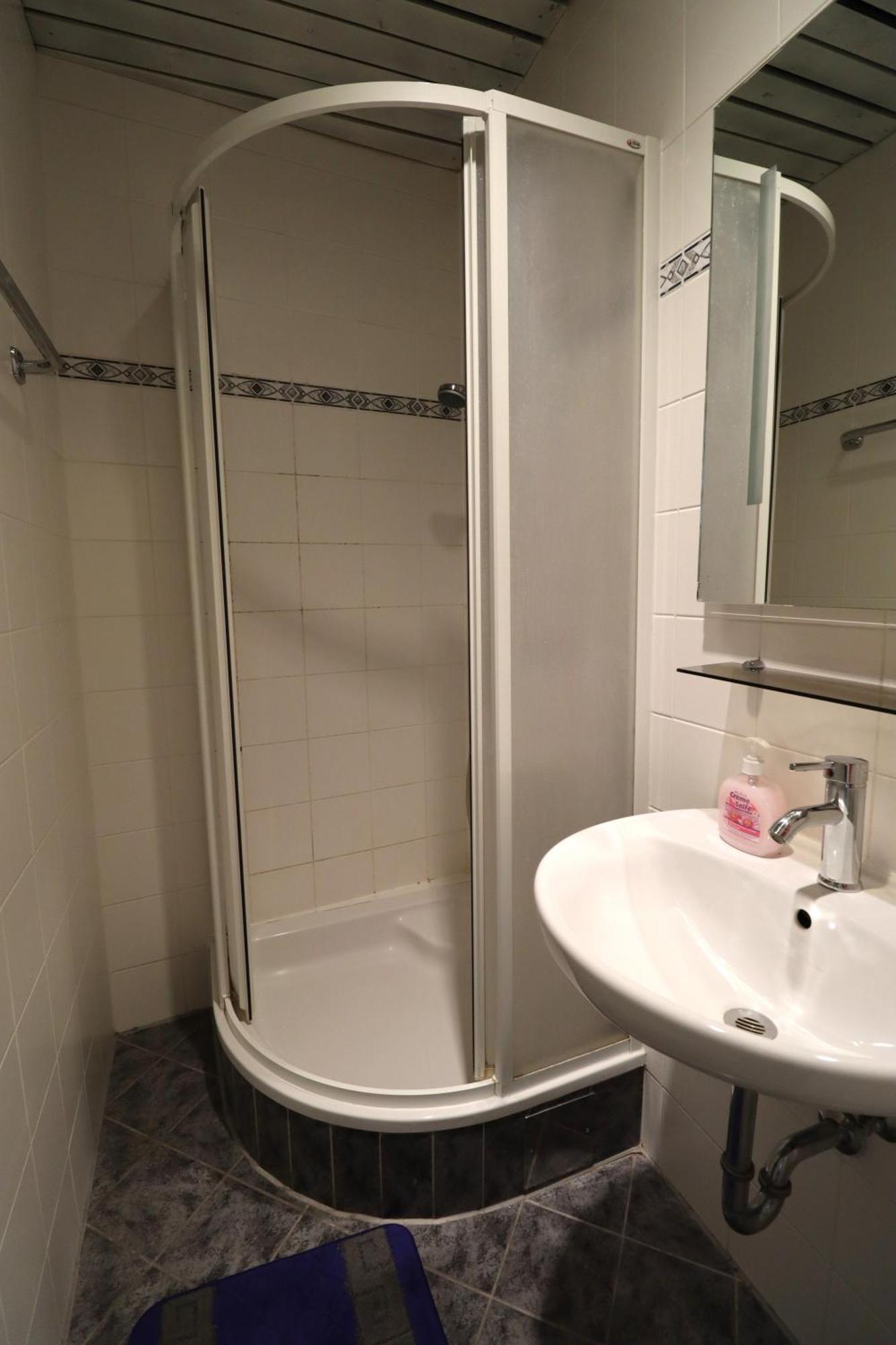 Default 1170 Hotel Виена Екстериор снимка